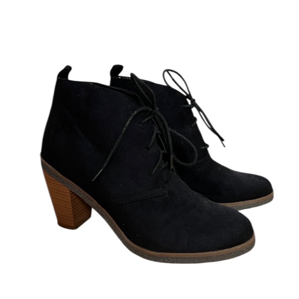 American Eagle Womens Black Faux‎ Suede Chukka Ankle Bootie Heel Lace Up Boot 8